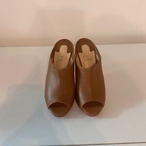 Christian Louboutin Corinthe Peep-Toe Leather Mules Sz Women''s 6.5 (EU 37)